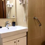 Al-dom Awangardia 211, W Dzielnicy Uzdrowiskowej, 300m Do Morza Apartman *